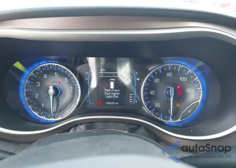 2018 Chrysler Pacifica Touring Plus z USA, uszkodzony, nr VIN 2C4RC1FG4JR100831